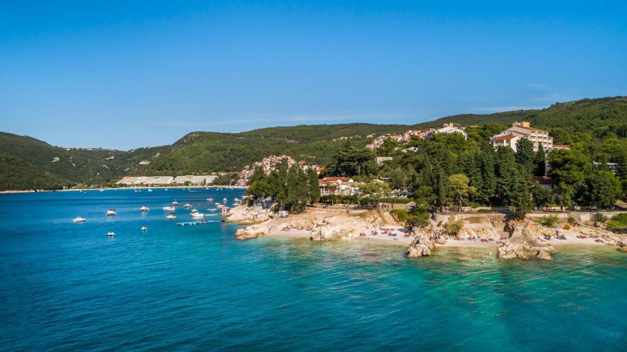 Miramar Sunny Hotel By Valamar Rabac Εξωτερικό φωτογραφία