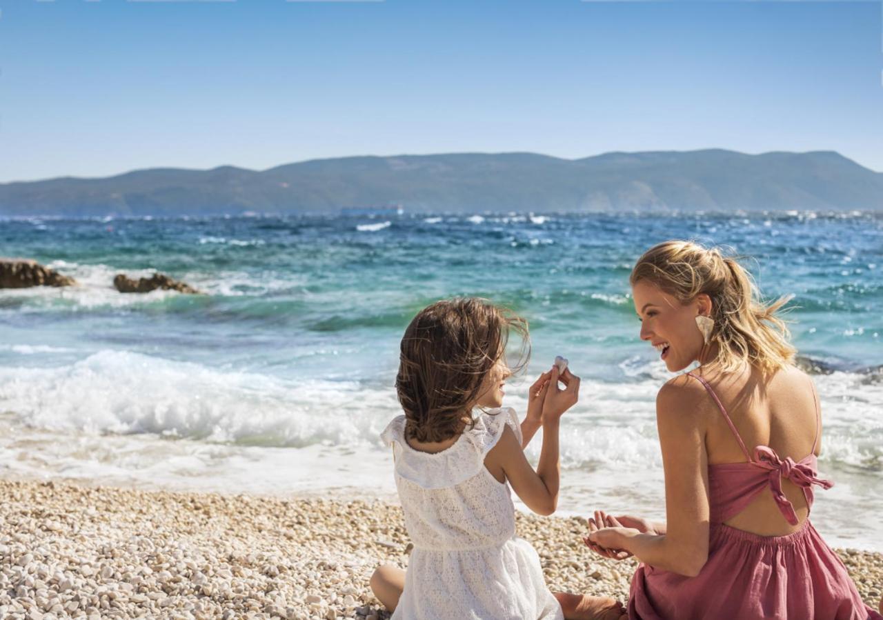 Miramar Sunny Hotel By Valamar Rabac Εξωτερικό φωτογραφία