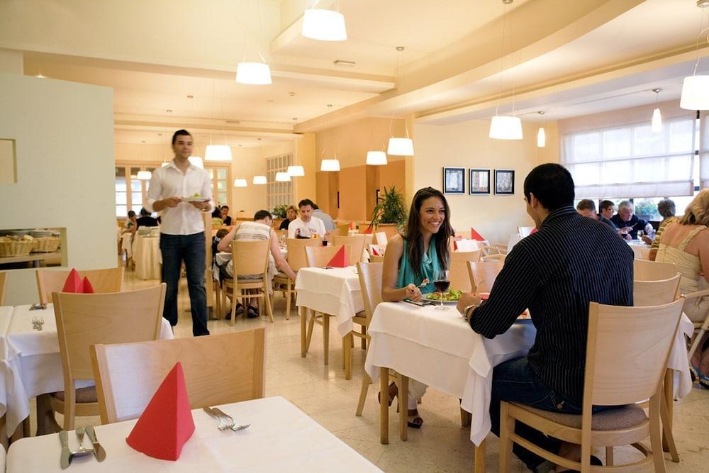 Miramar Sunny Hotel By Valamar Rabac Εστιατόριο φωτογραφία