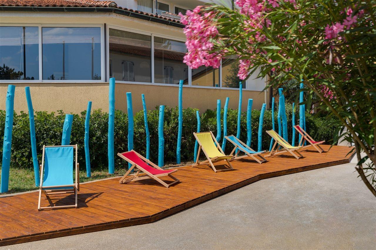 Miramar Sunny Hotel By Valamar Rabac Εξωτερικό φωτογραφία