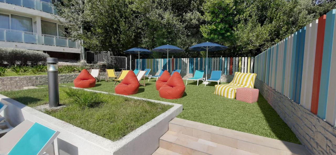 Miramar Sunny Hotel By Valamar Rabac Εξωτερικό φωτογραφία