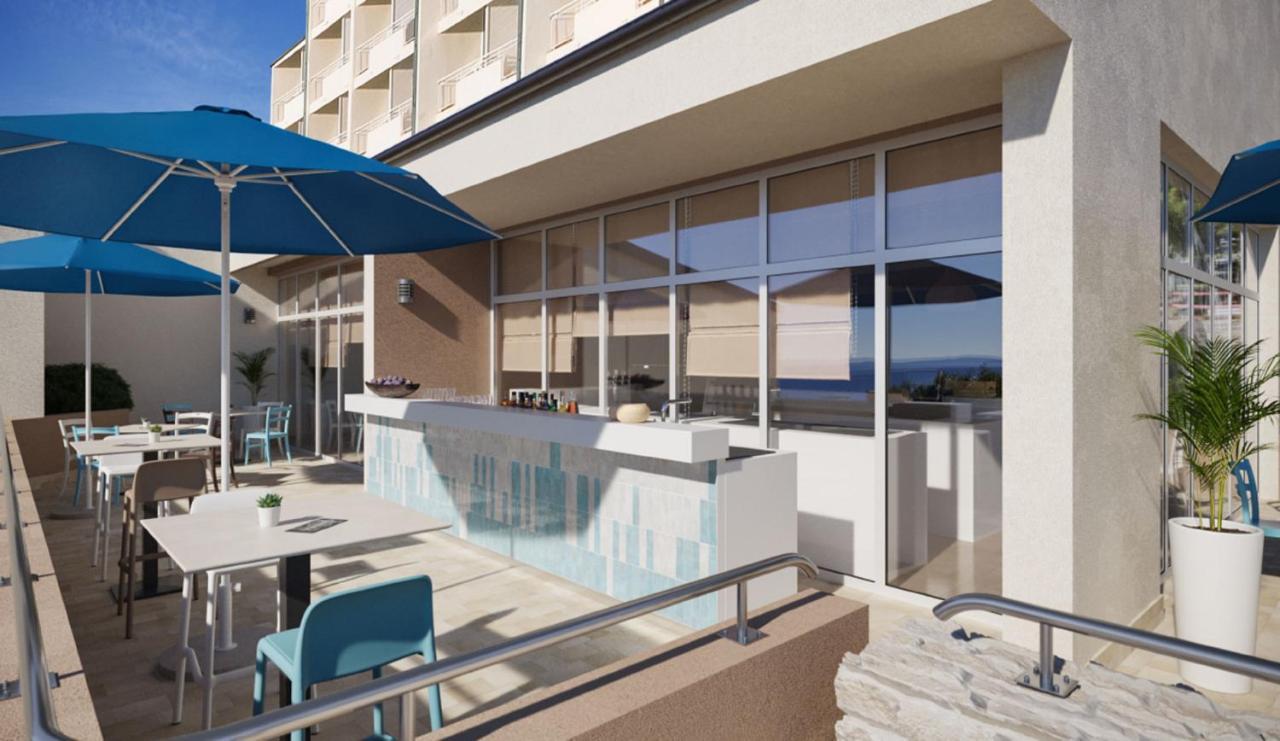 Miramar Sunny Hotel By Valamar Rabac Εξωτερικό φωτογραφία
