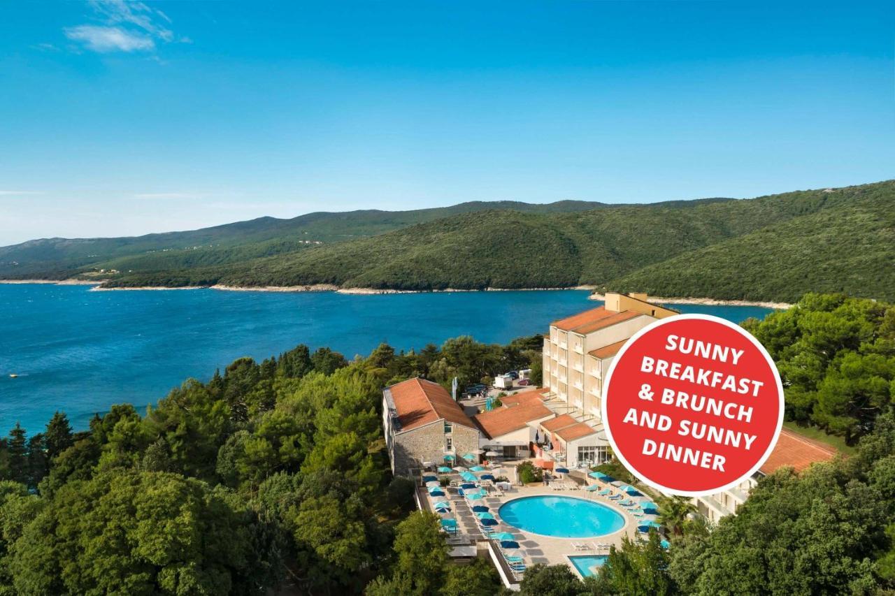 Miramar Sunny Hotel By Valamar Rabac Εξωτερικό φωτογραφία