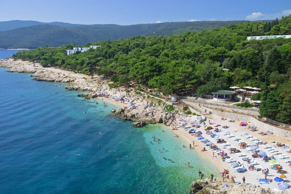 Miramar Sunny Hotel By Valamar Rabac Εξωτερικό φωτογραφία