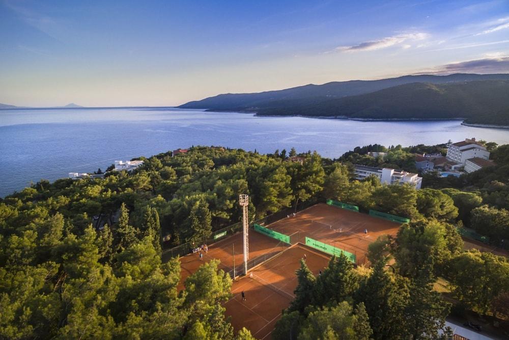 Miramar Sunny Hotel By Valamar Rabac Εξωτερικό φωτογραφία