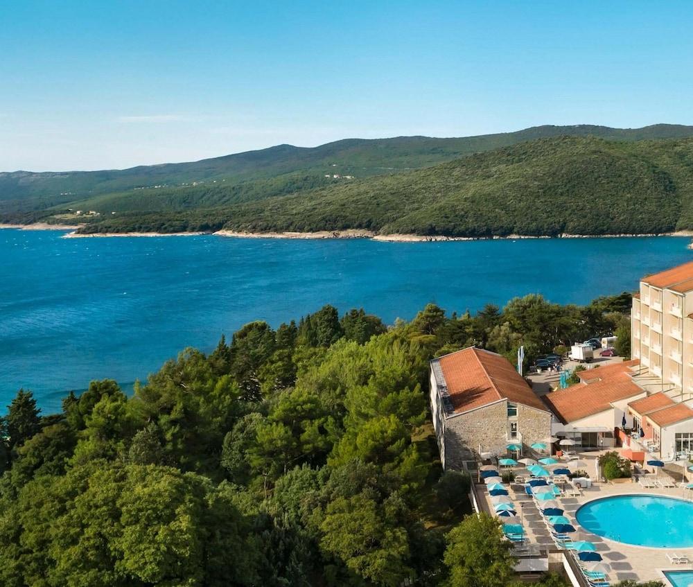 Miramar Sunny Hotel By Valamar Rabac Εξωτερικό φωτογραφία